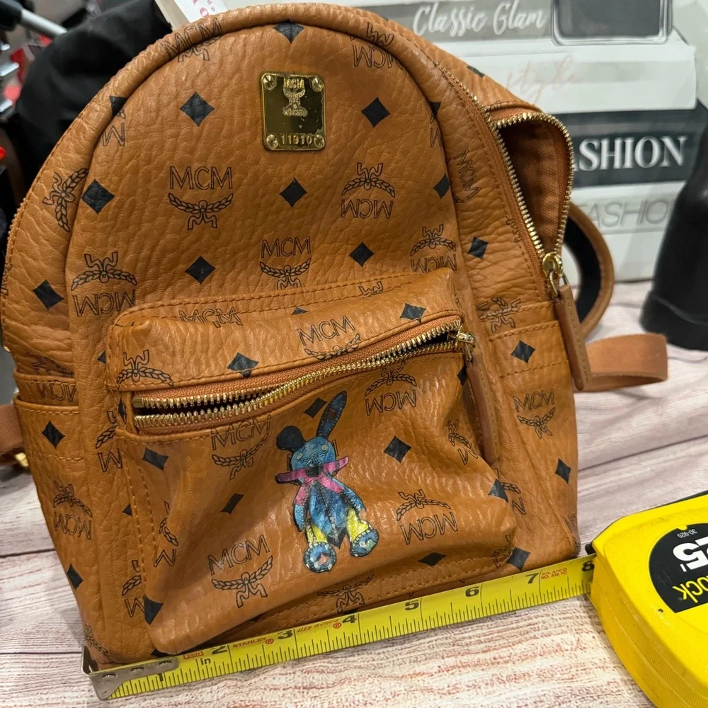 Rare! MCM Limited edition Rabbit Backpack mini phone bag‎ casual bag travel bag